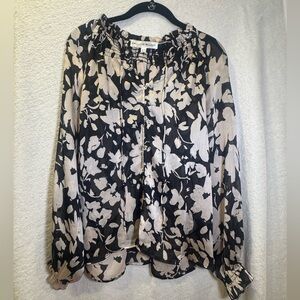 Chelsea & Theodore Black and Cream Floral Blouse